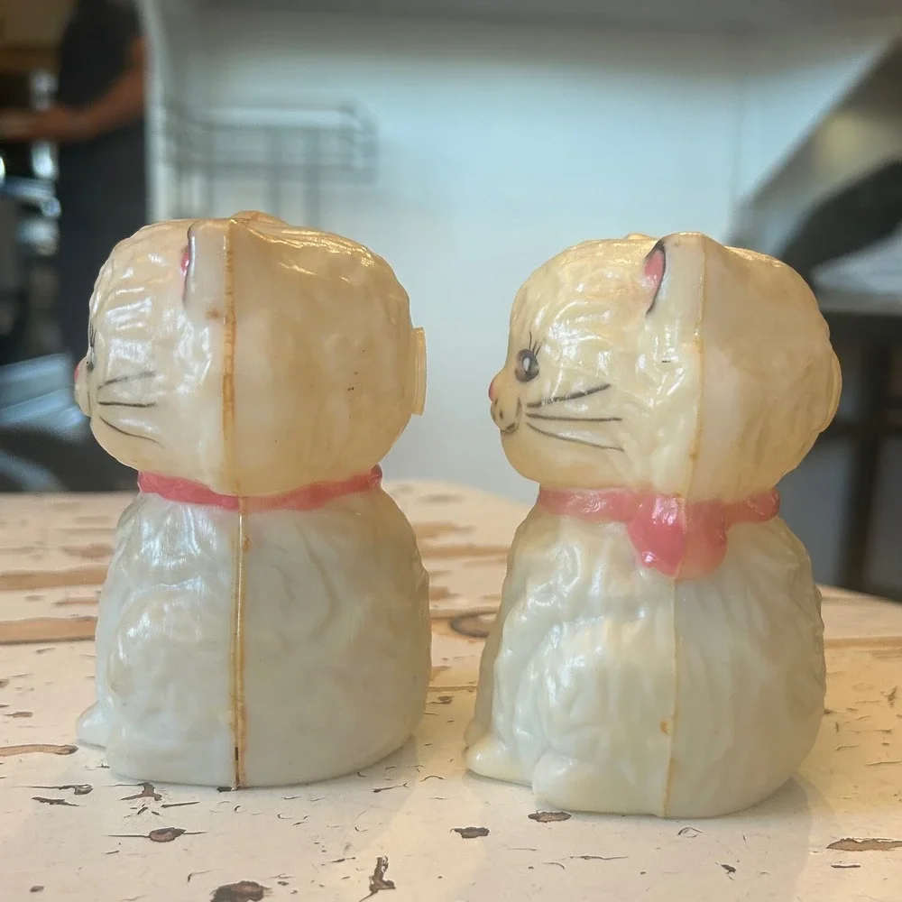 Vtg Kitty Cat Salt & Pepper Shakers Retro Plastic Set 1950's